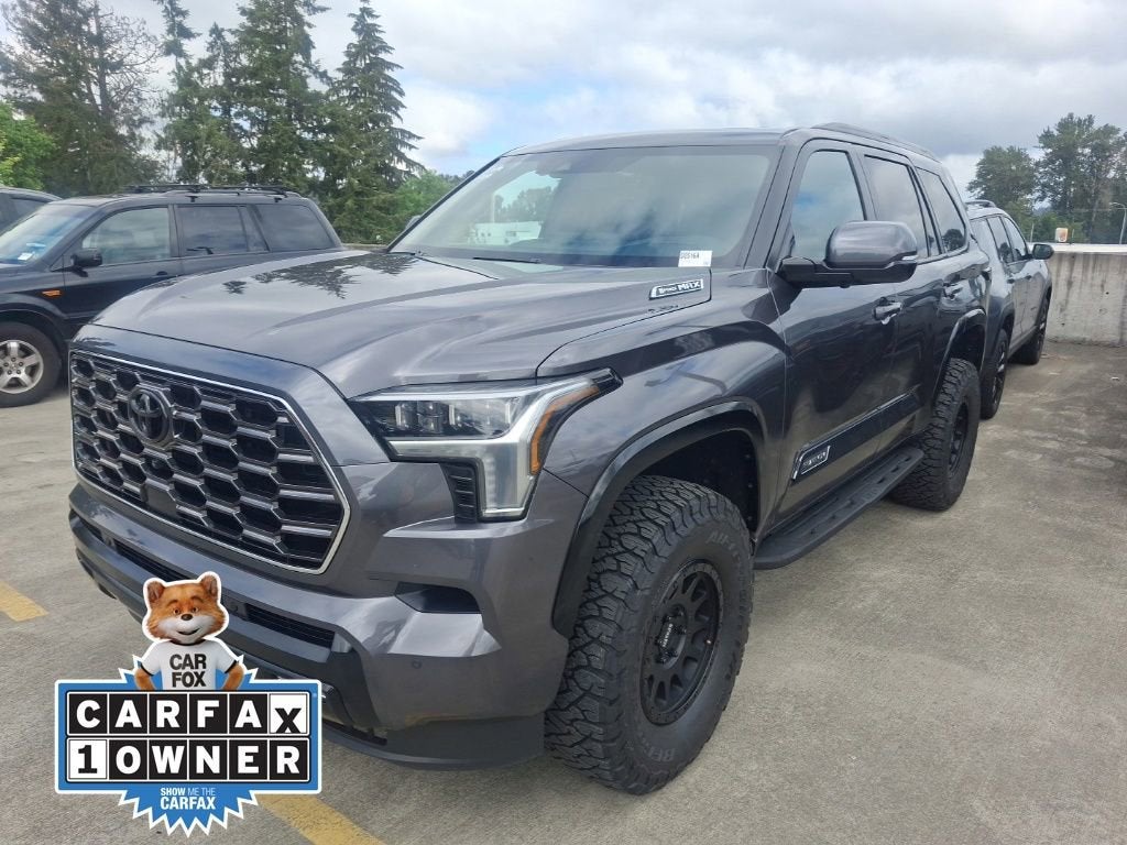 2025 Toyota Sequoia Platinum 4WD i-FORCE MAX Hybrid's photo